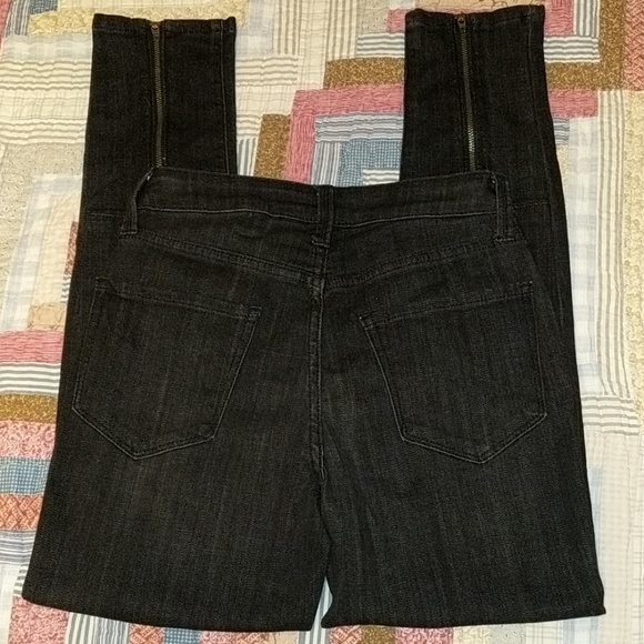 👖 Arizona Jean Com Hi-Rise Jegging - Picture 3 of 5